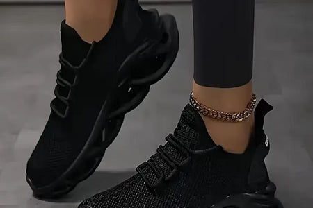 Men Casual Sport Shoes Breathable Lightweight Sneakers Outdoor Mesh Black Running Shoes Athletic Jogging Tenis Walking Shoes